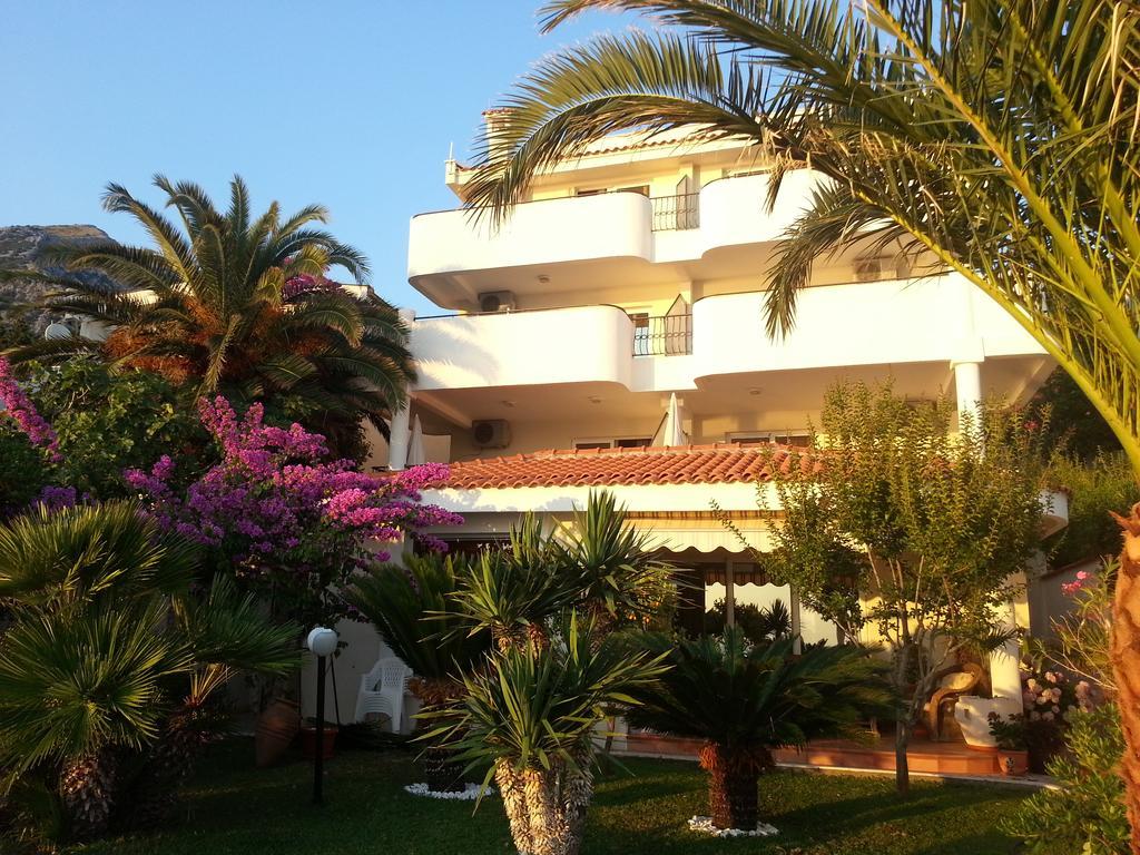 Apartments Villa Mare Mar Sutomore Eksteriør billede